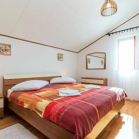 Poje By Interhome Motovun